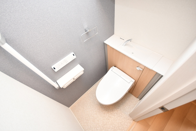 トイレ　トイレ