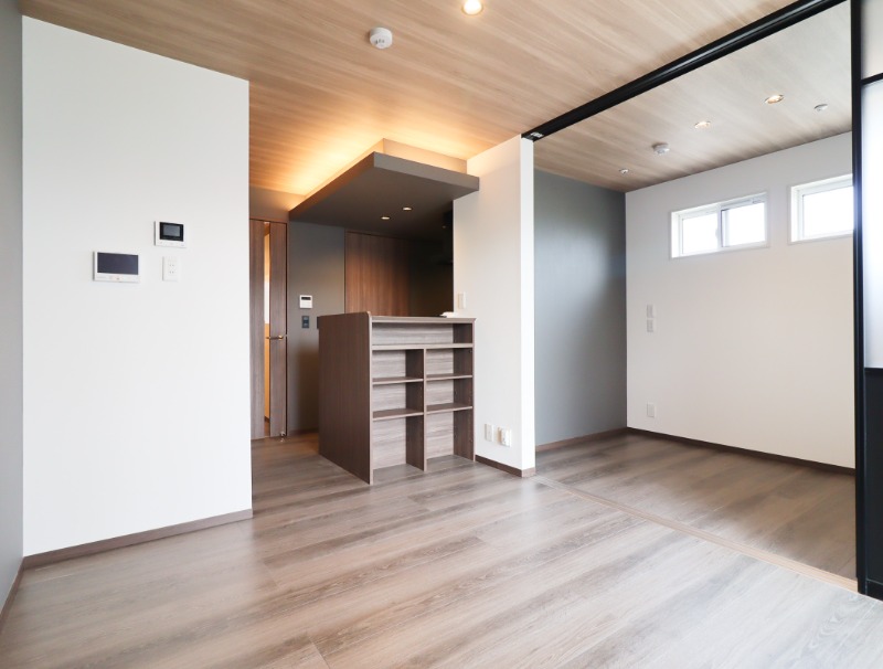 居室・リビング　図面と現状に相違がある場合には現状を優先