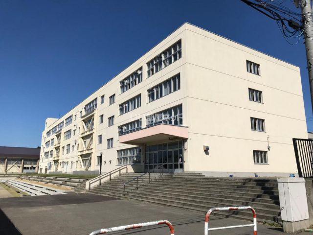 中学校　東光小学校（中学校）まで645m