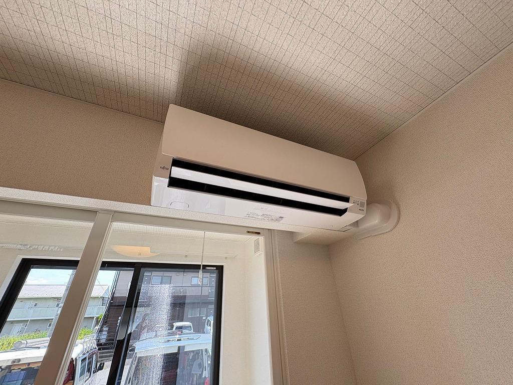 バルコニー　エアコン2台付