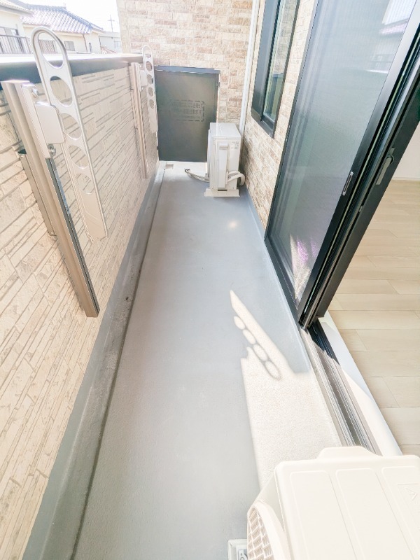 バルコニー　図面と現状に相違がある場合には現状を優先