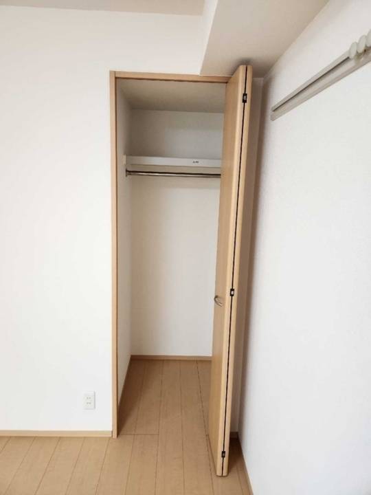 収納　クローゼット