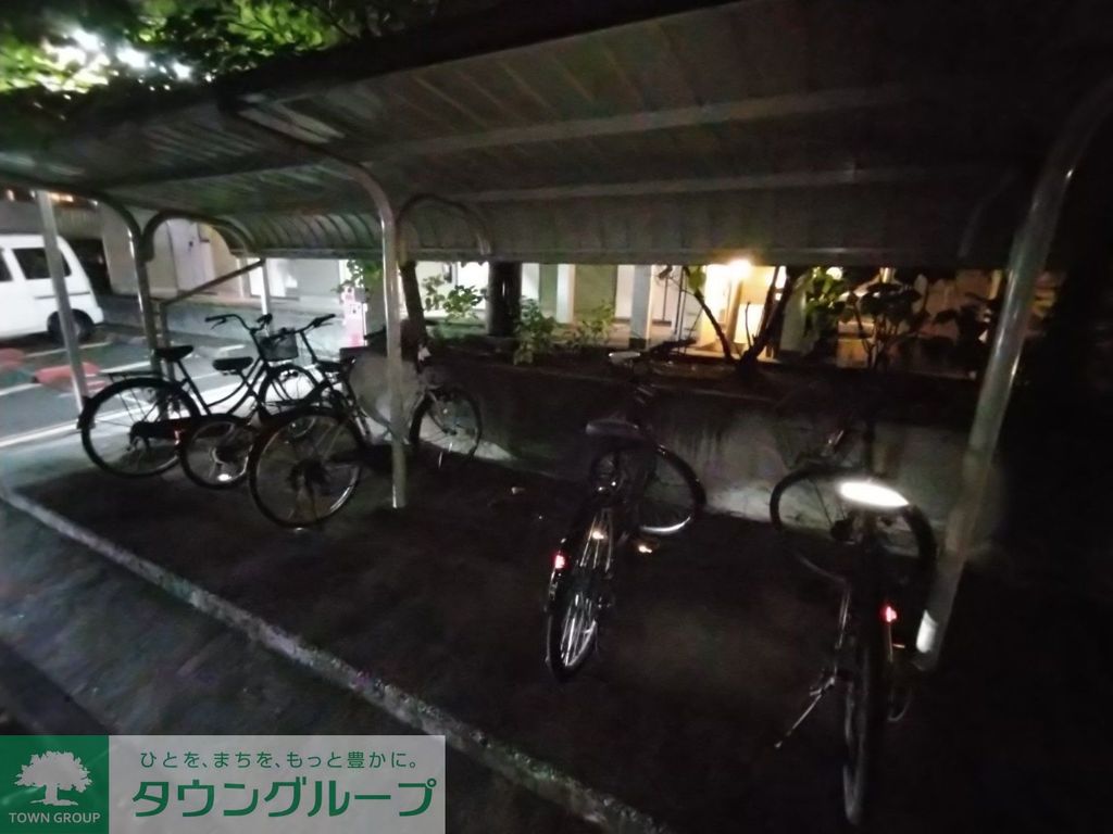 その他　駐輪場　原付＆自転車のみ駐輪可能