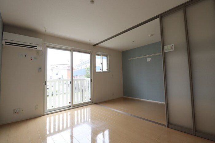 居室・リビング　リビング全景