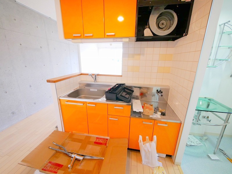 キッチン　対面キッチンは料理も掃除もしやすいです♪