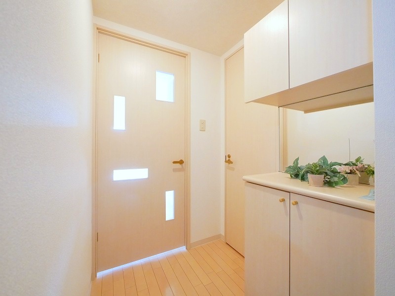 玄関　スッキリ広々とした段差が少ない玄関♪