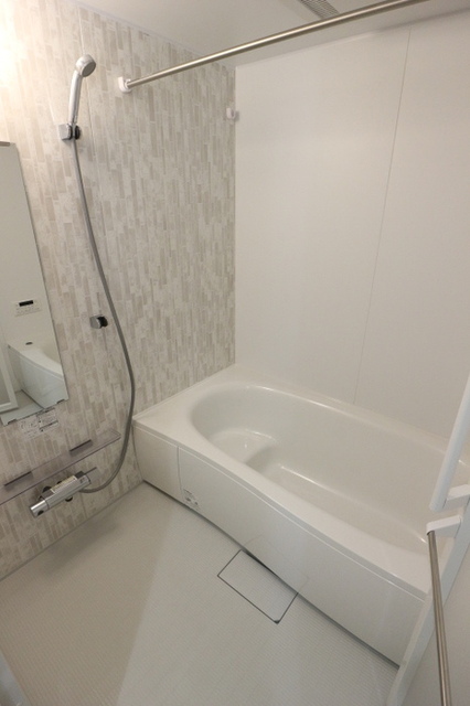 バス・シャワールーム　バスルーム