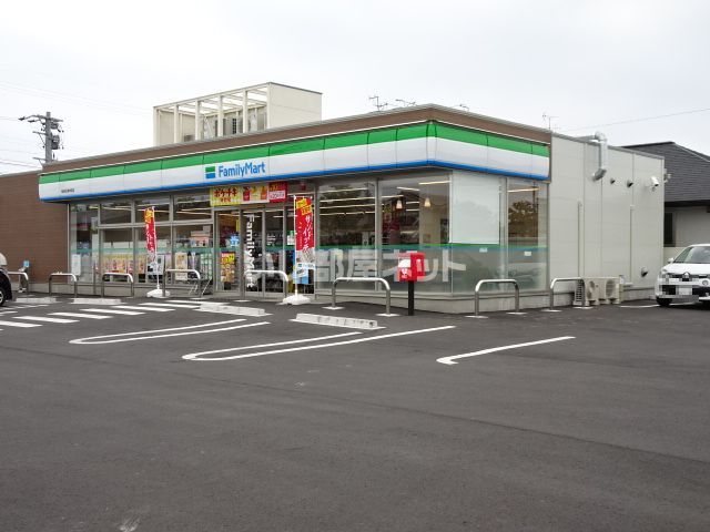 コンビニ　ファミリーマート 焼津石津中町店（コンビニ）まで1043m
