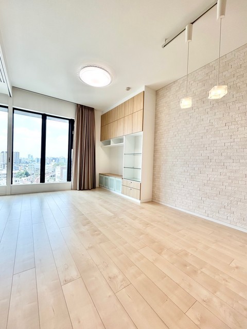 居室・リビング　ＬＤＫ約１３．５帖