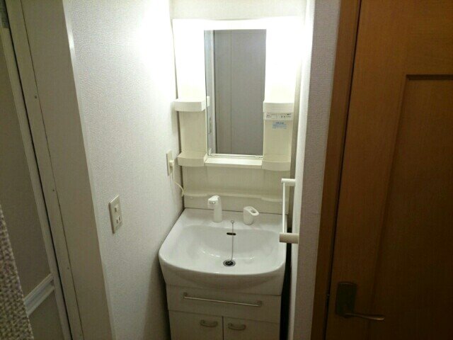 洗面設備　洗面所です