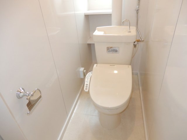 トイレ　トイレもきれいです