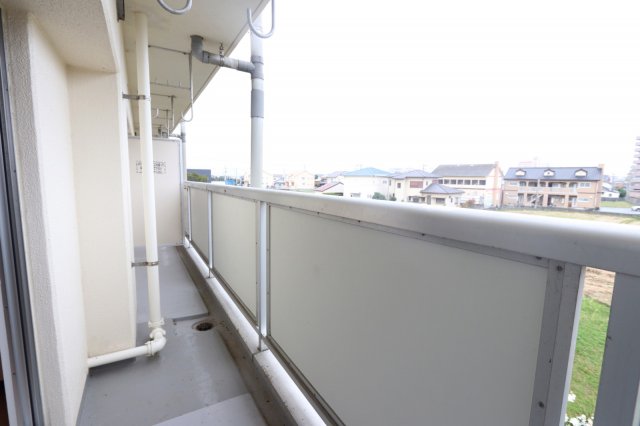 バルコニー　バルコニーがあります