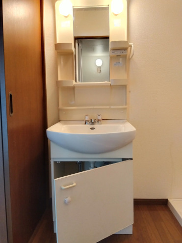 洗面設備　広い洗面スペース