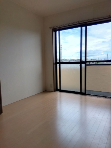 その他部屋・スペース　明るい色調の室内です