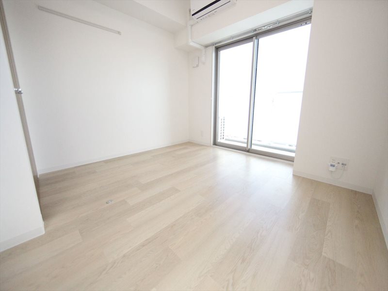 バルコニー　洋室7帖　クローゼット　Wi-Fi無料