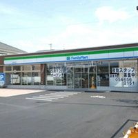 コンビニ　ファミリーマート焼津石津中町店（コンビニ）まで803m