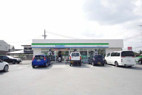 コンビニ　ファミリーマート 宇都宮駒生2丁目店（コンビニ）まで204m