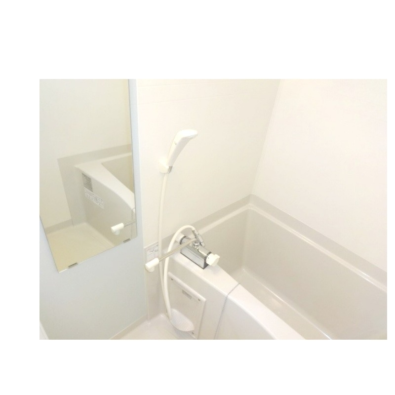 バス・シャワールーム　お風呂とトイレがセパレートタイプ♪