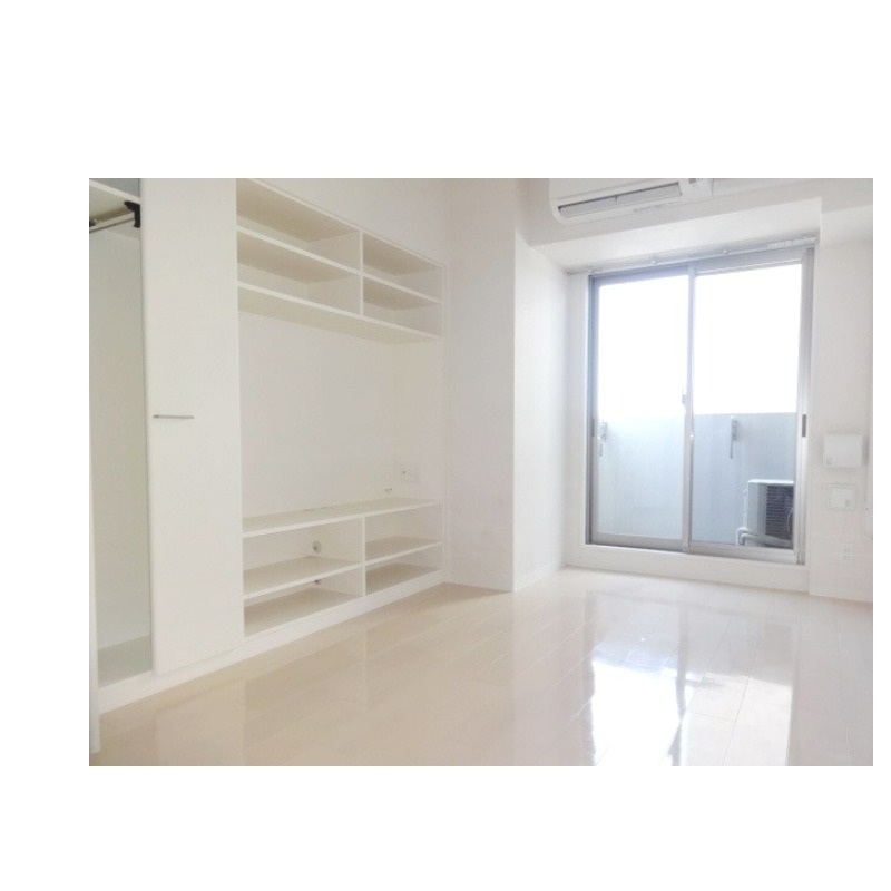 居室・リビング　白を基調とした室内はとても爽やか♪