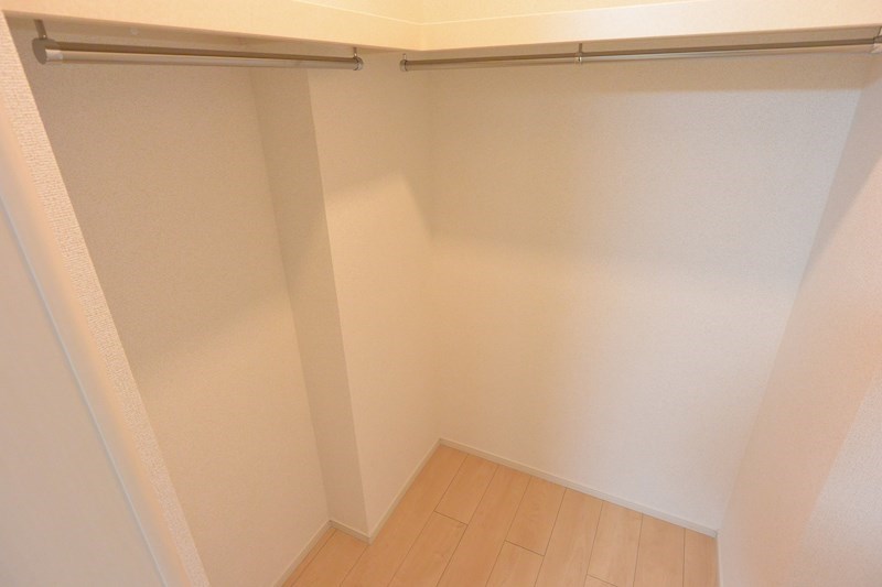 収納　洋室6帖WIC