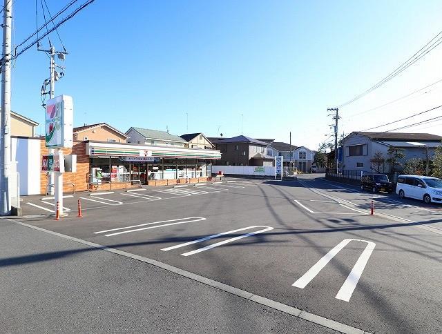 コンビニ　セブンイレブン小田原下堀店（コンビニ）まで682m