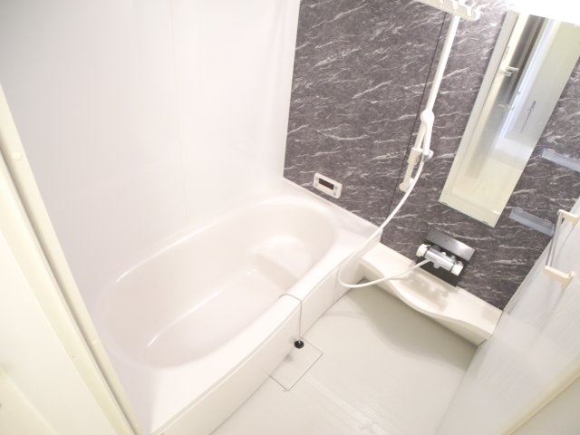 バス・シャワールーム　※同物件別間取りの写真です※