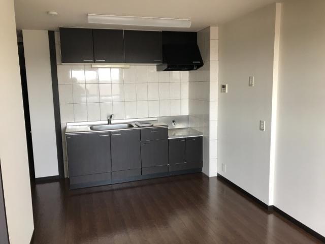 キッチン　リビング