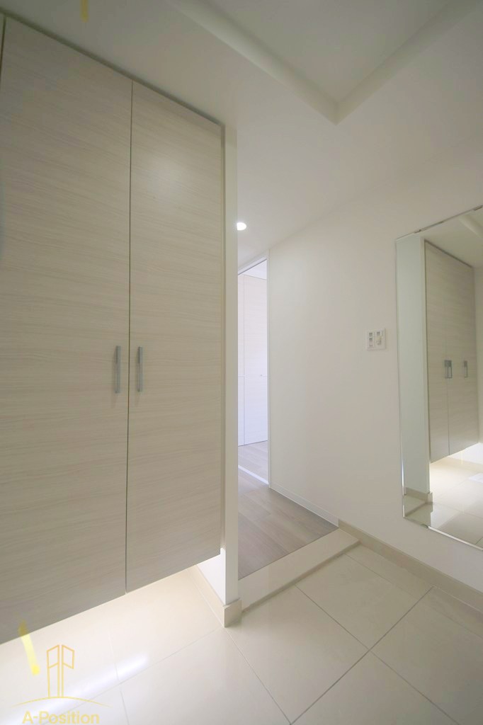 玄関　フロンティアタワー日本橋