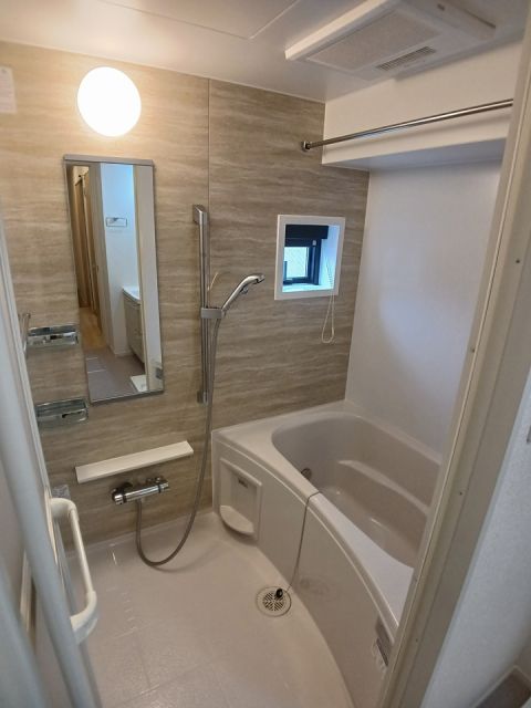 バス・シャワールーム