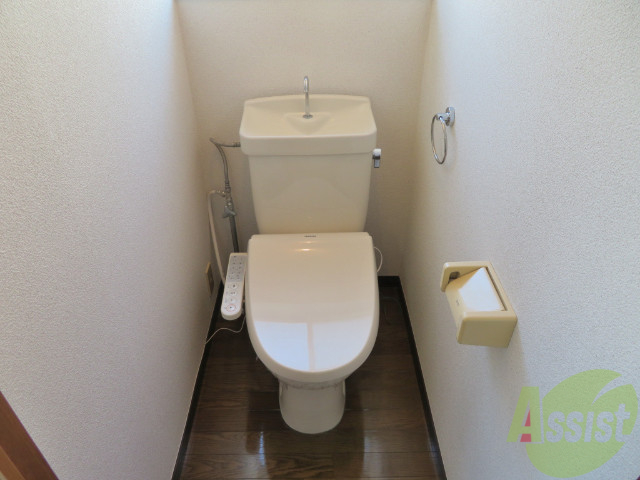 トイレ　トイレは、清潔感があり安心して使用できます。