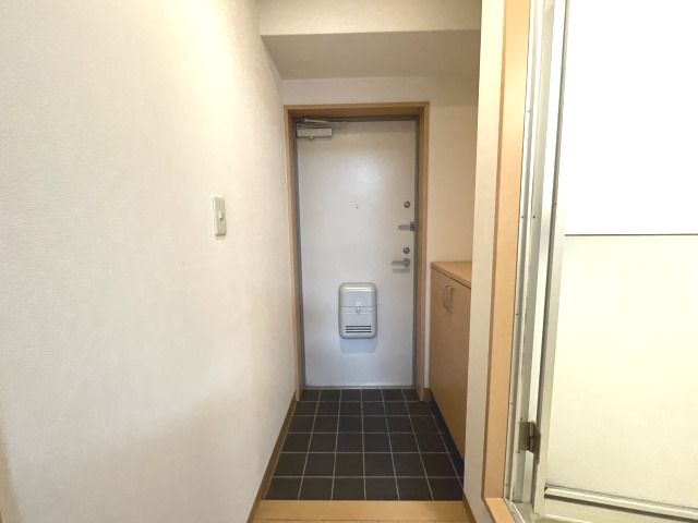 玄関　明るい玄関です