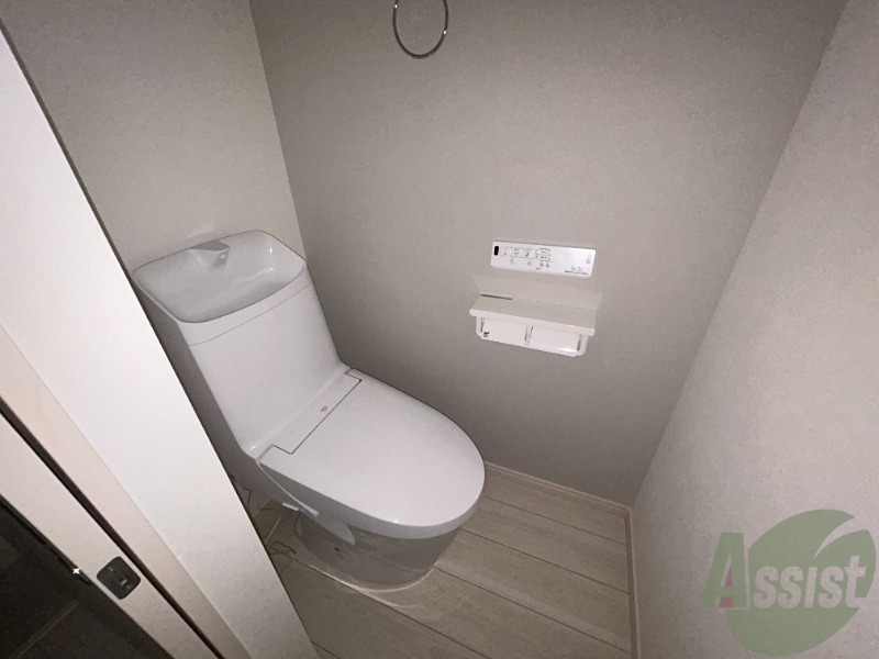 トイレ　トイレも多機能となっていて非常に便利です。