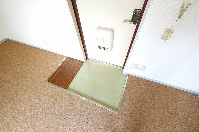 玄関　ゆったりとした玄関です