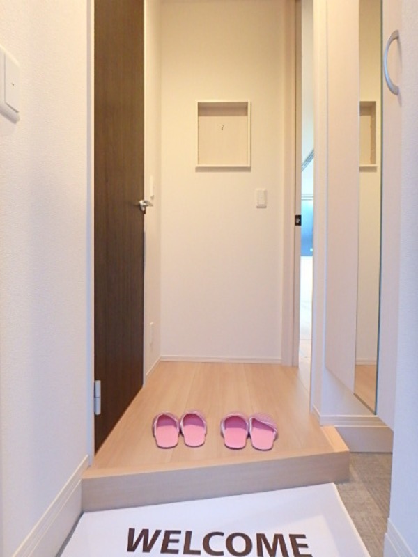 玄関　図面と現状に相違がある場合には現状を優先