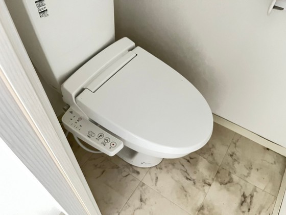 トイレ　※別号室のお写真です。