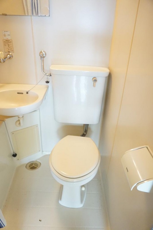 トイレ　トイレ