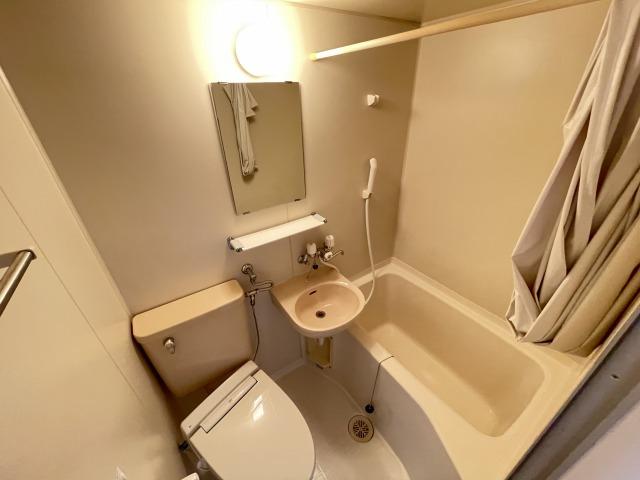 バス・シャワールーム　浴室
