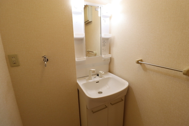 洗面設備　洗髪洗面化粧台