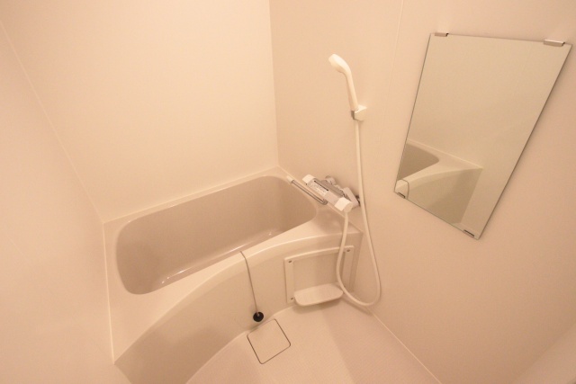 バス・シャワールーム　※別室の参考写真の為、現況優先です。