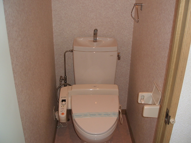 トイレ　※写真は別のお部屋です。現況を優先させて頂きます。