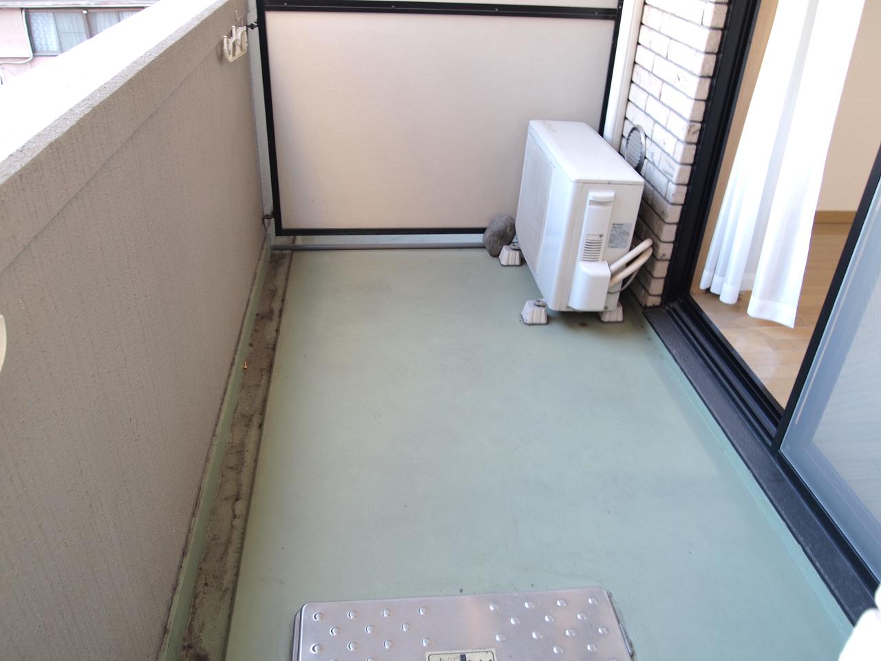 バルコニー　※写真は別のお部屋です。現況を優先させて頂きます。