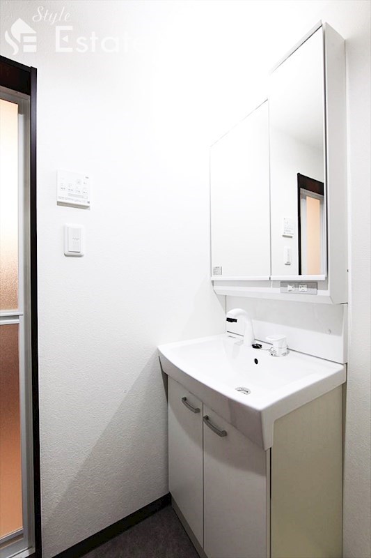 洗面設備　独立洗面台