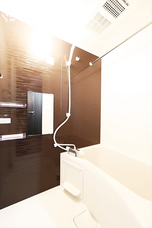 バス・シャワールーム　バスルーム　浴室乾燥機付