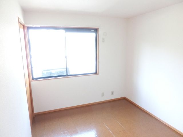 その他部屋・スペース　明るいお部屋です。