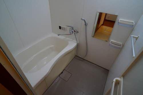 バス・シャワールーム　バス