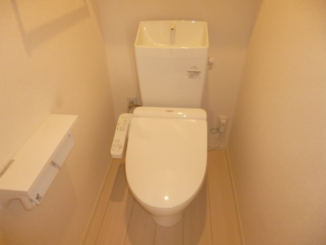 トイレ　ウォシュレット