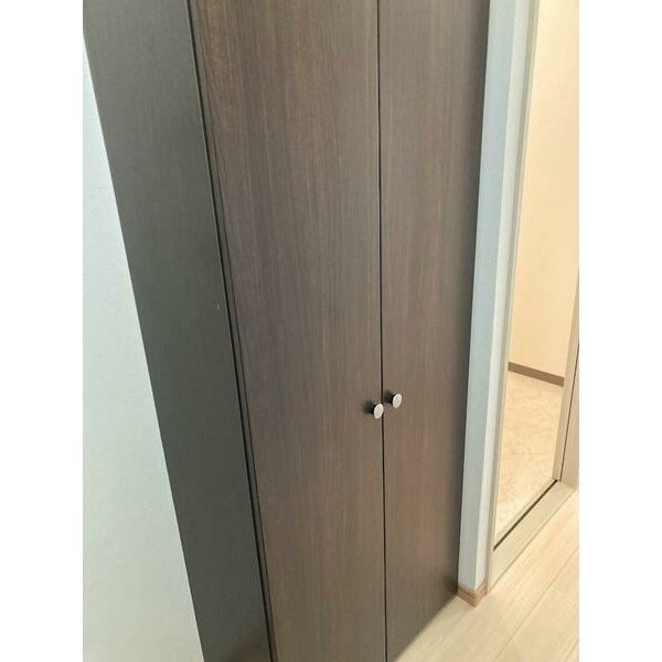 玄関　5-F画像参照