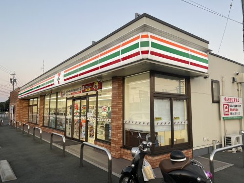 コンビニ　セブンイレブン 豊橋高師町店（コンビニ）まで1338m