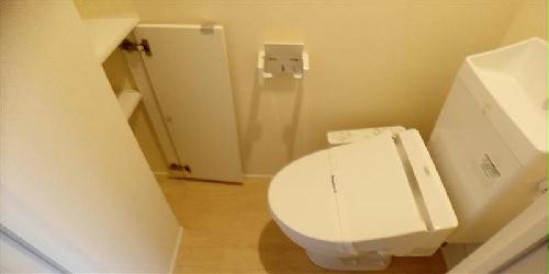 トイレ　設備・仕様は号室により異なる為、現況を優先致します。