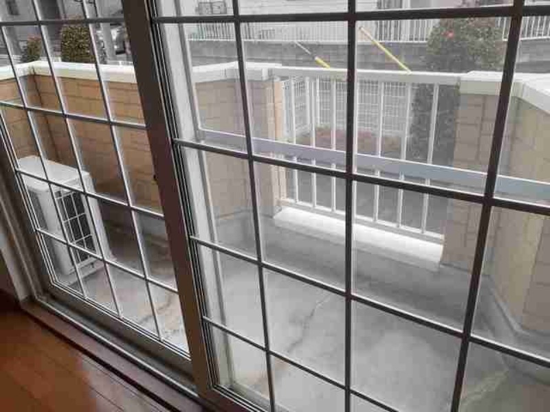 バルコニー　図面と現状に相違がある場合には現状を優先